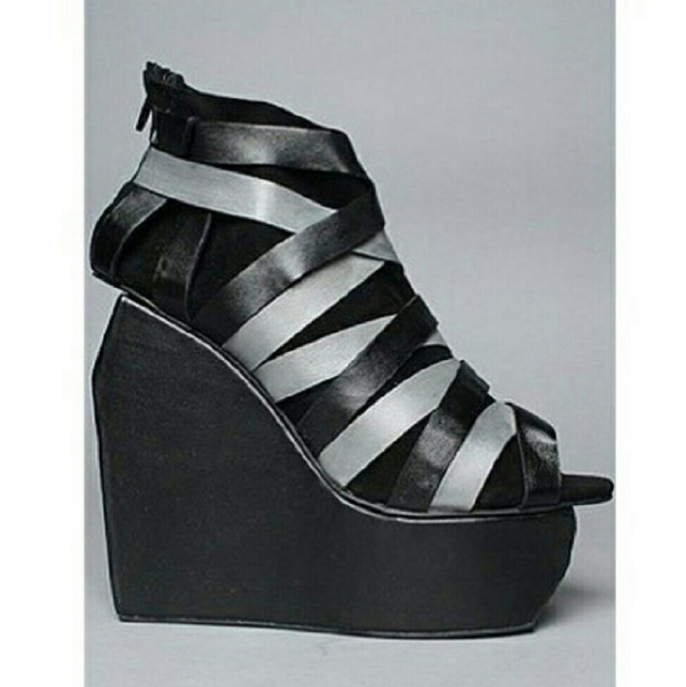 RARE Jeffrey Campbell Bondi Platforms - 7